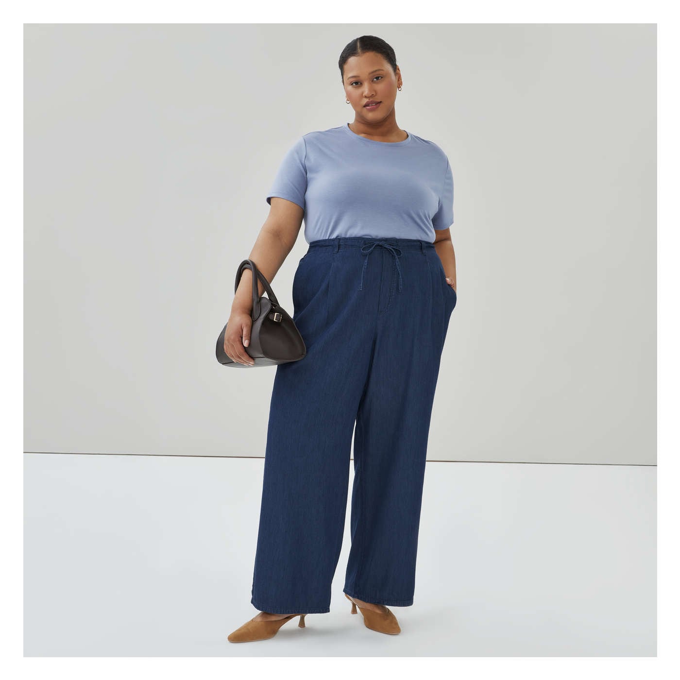 yu　0308 Joe Fresh Women+ Dark Wash Pull-On Chambray Pant - 1 ea | Zehrs